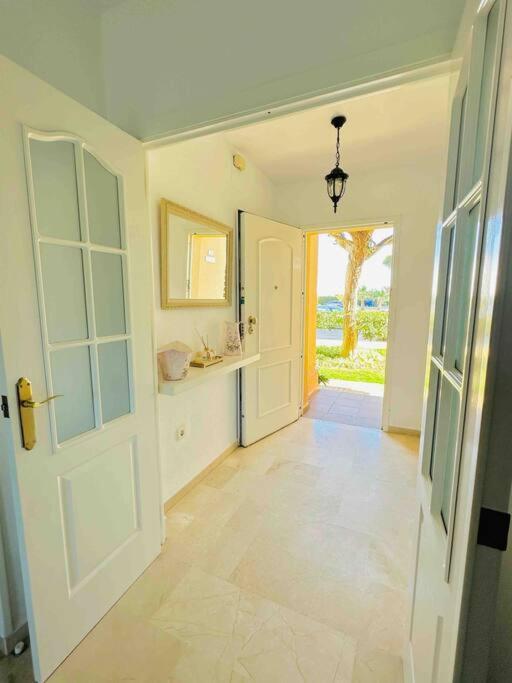 Adosado En Novo Atlantico Golf Apartamento Novo Sancti Petri Exterior foto