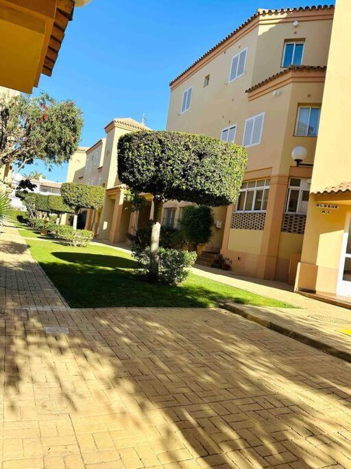 Adosado En Novo Atlantico Golf Apartamento Novo Sancti Petri Exterior foto