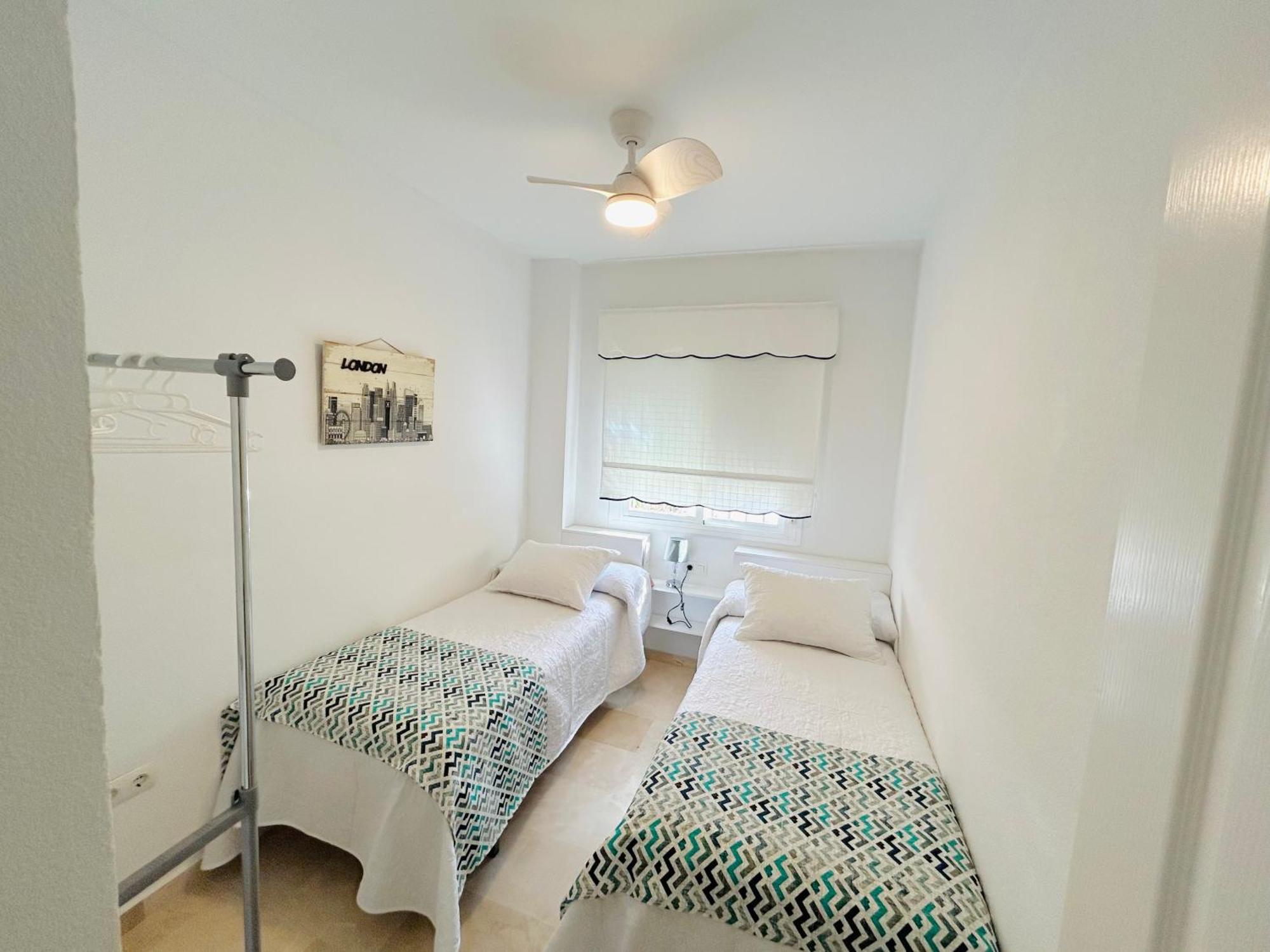 Adosado En Novo Atlantico Golf Apartamento Novo Sancti Petri Exterior foto